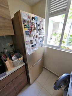 (Category: ) located in . Submitted by atang81 (Listing ID 1252675787, Image 1). Description: .