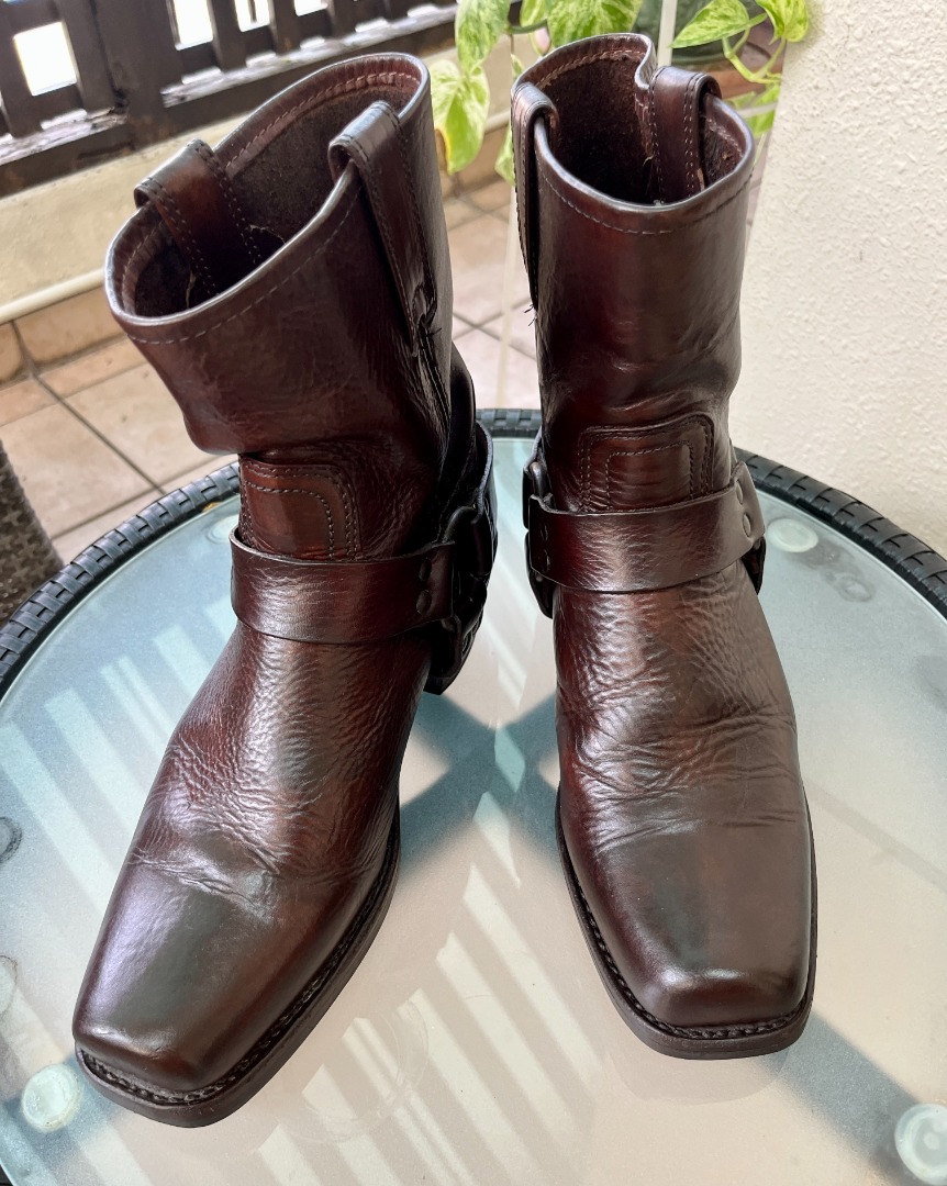 Frye 15r hotsell