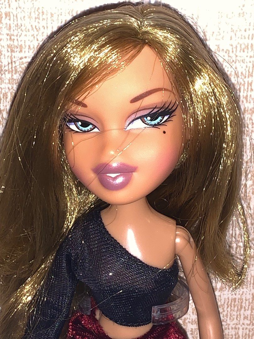 FS BRATZ YASMIN on Carousell