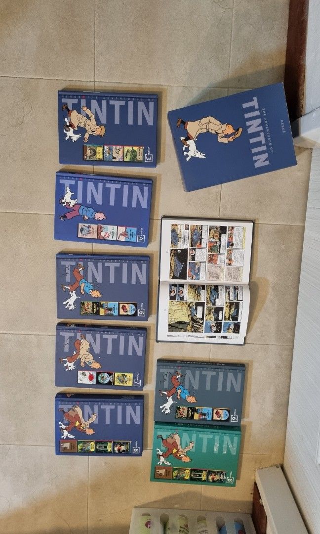 FULL COLOUR: TINTIN Comics, Hobbies & Toys, Books & Magazines, Comics ...