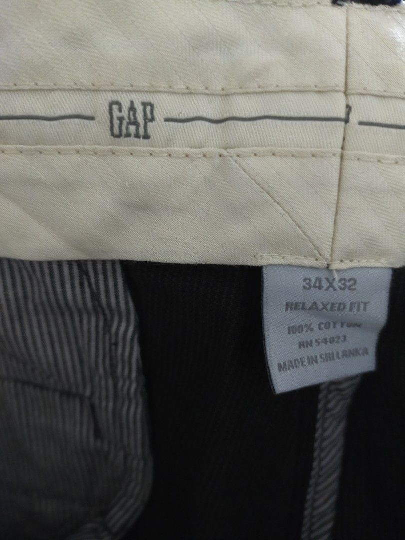 Gap rn store 54023 pants