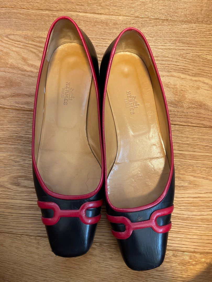 Hermes red shoes 2025