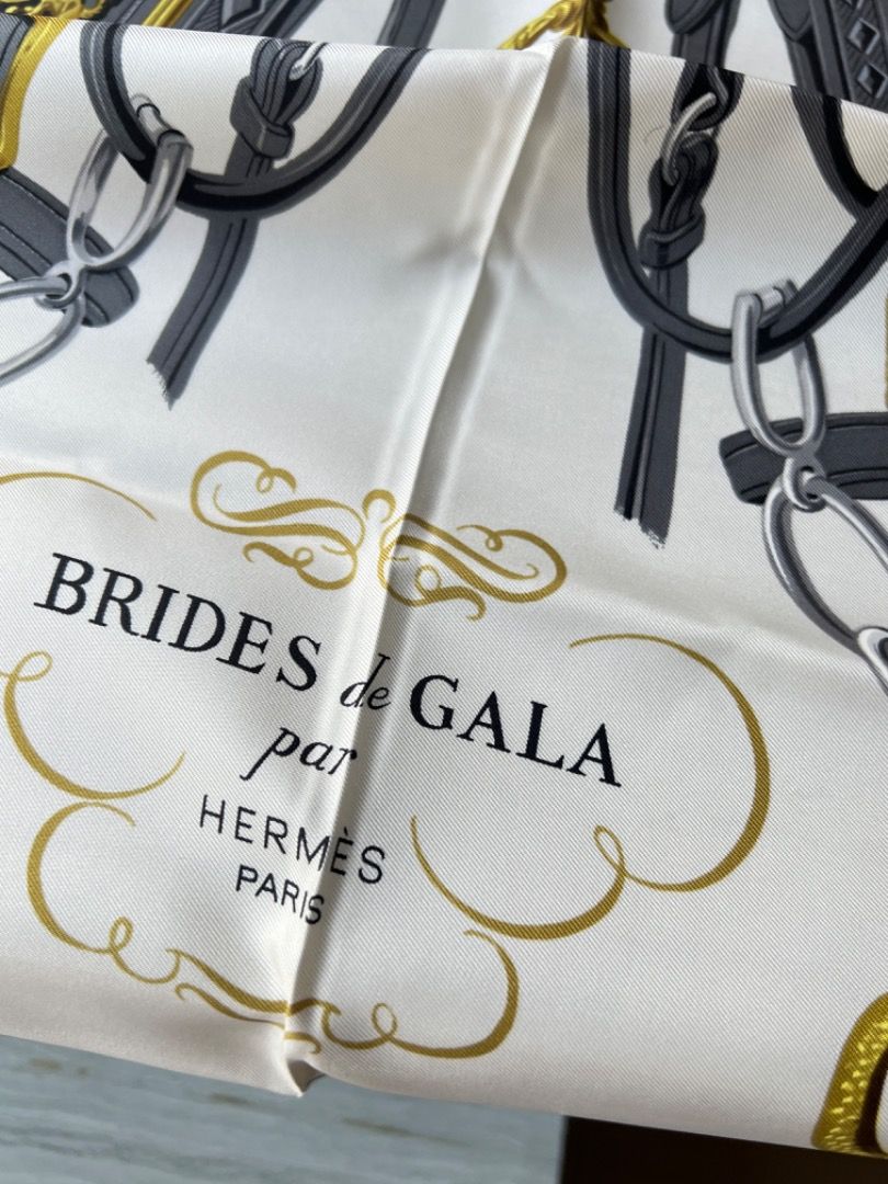 Authentic! Hermes Brides de Gala 90cm Orange Brown Silk Scarf
