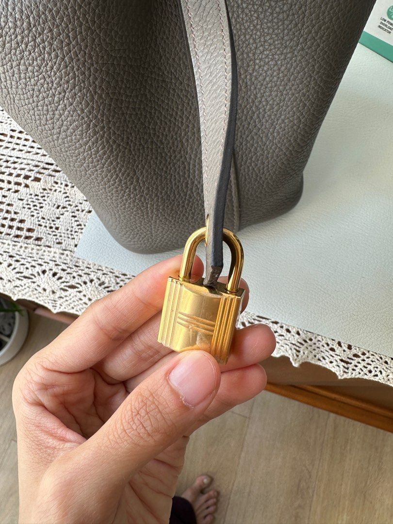 Hermes Gold Picotin Lock 18 PM Handbag