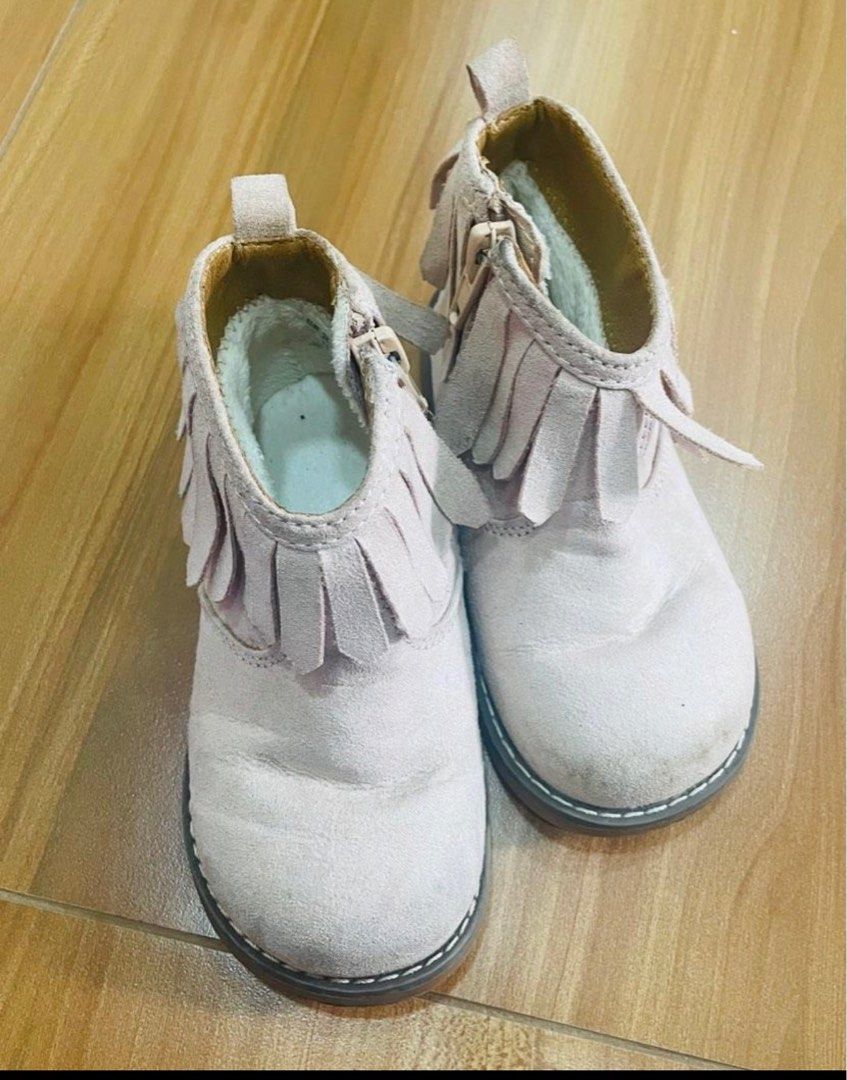 H&m store slipper boots