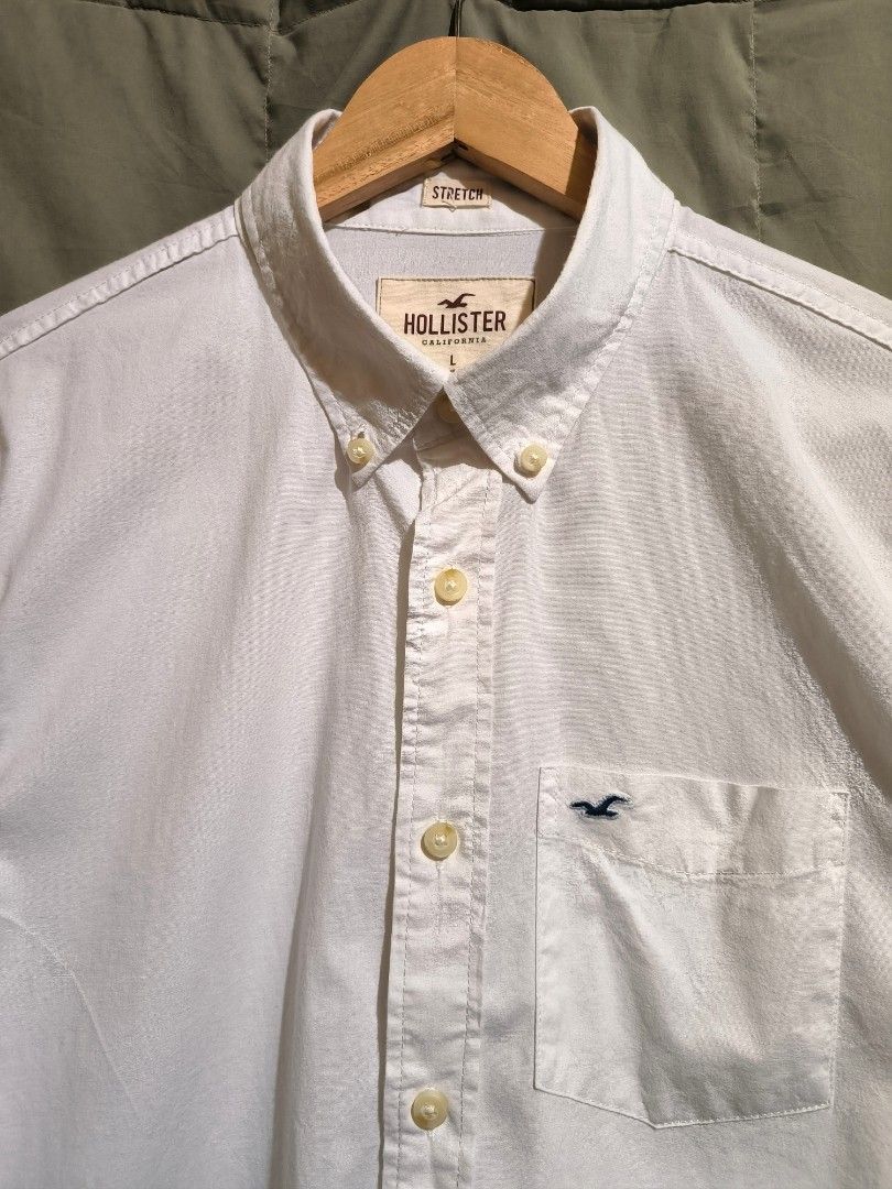 Hollister Buttondown Classic White Longsleeve, Men's Fashion, Tops & Sets, Formal  Shirts on Carousell