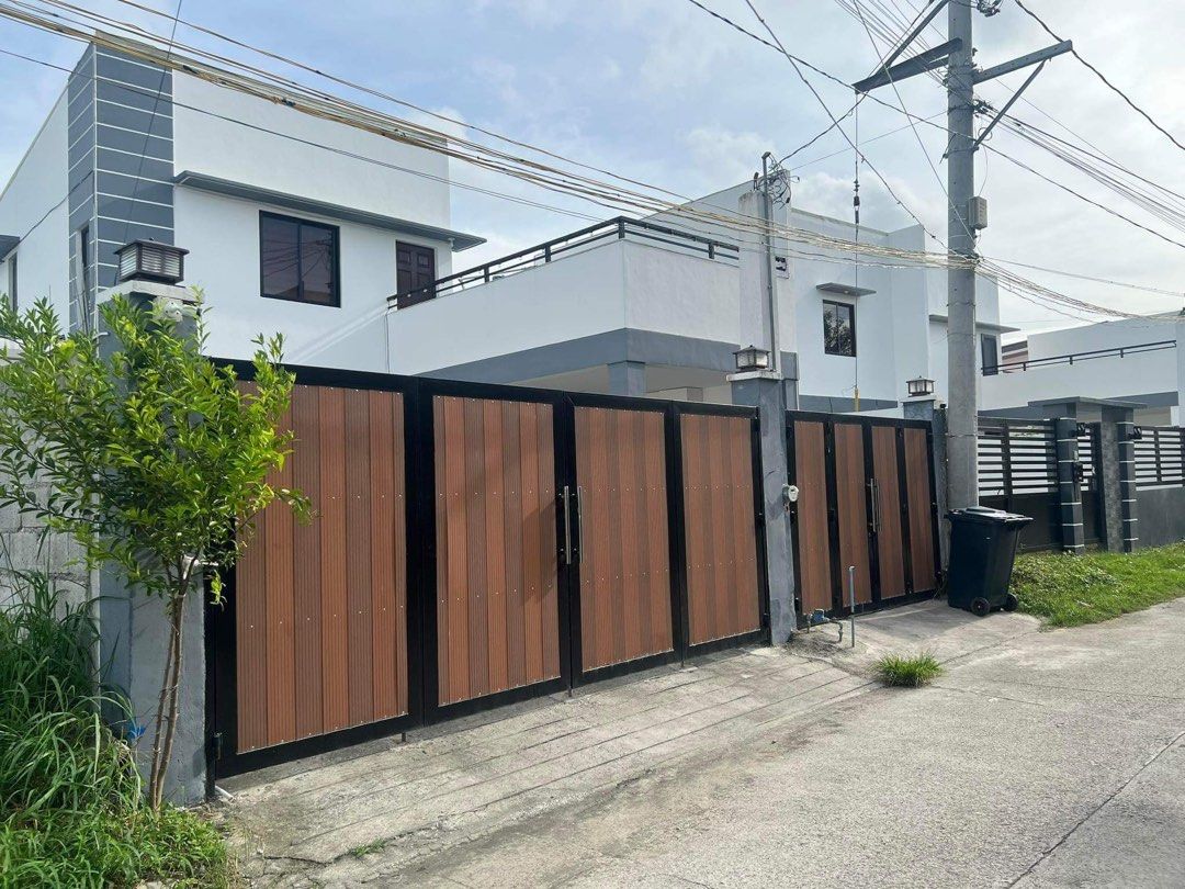 HOUSE AND LOT IN TOWN AND COUNTRY DASMARINAS, CAVITE, Property, For