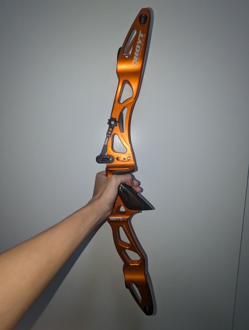 HOYT GMX orange recurve bow, Sports Equipment, Other Sports Equipment
