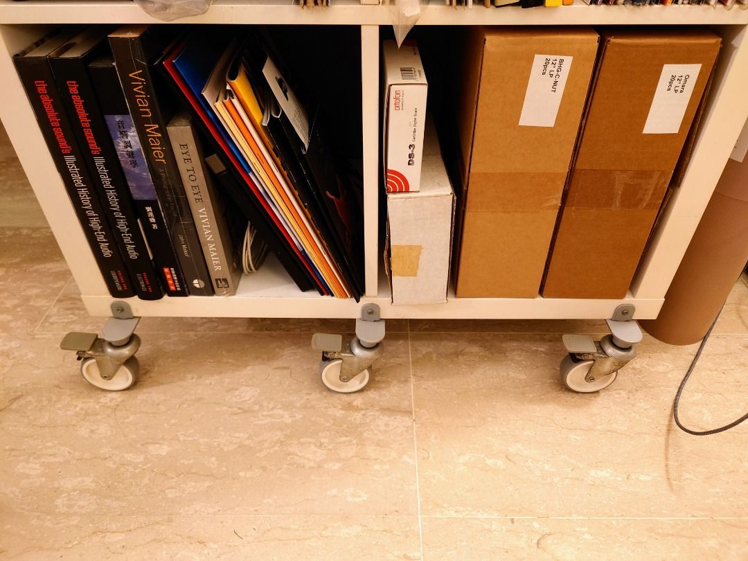 Castors for hotsell ikea kallax