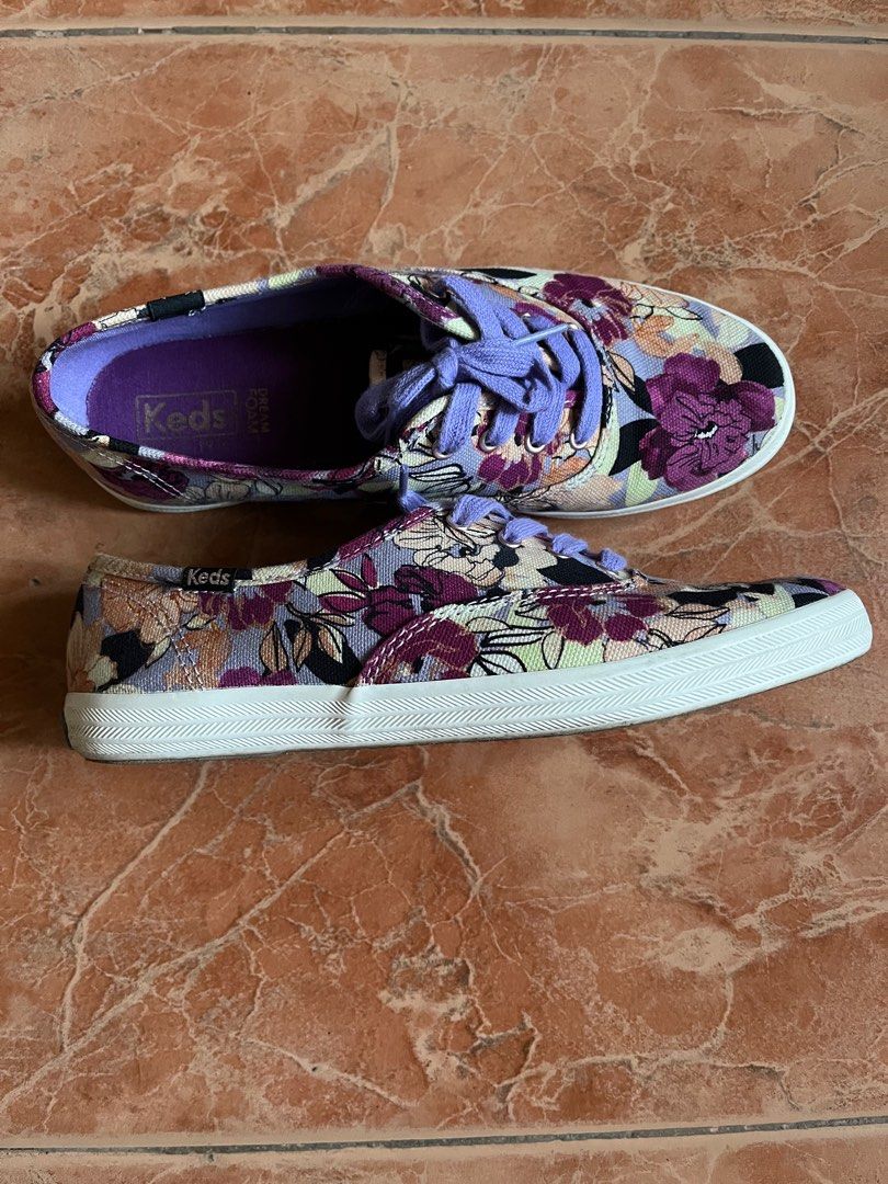 Keds Floral Sneakers (Category: Sneakers) located in Meycauayan. Submitted by berryth1n (Listing ID 1252655279, Image 2). Description: .
