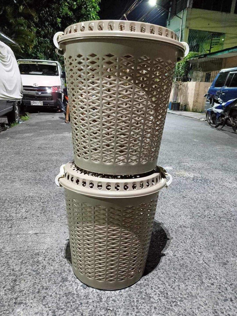 KRIS ESTETIK LAUNDRY BASKET WITH COVER (Category: Storage Boxes & Baskets) located in Imus. Submitted by foodhaveit24 (Listing ID 1252702357, Image 1). Description: NOW AVAILABLE !! BEST SELLER NAMIN YAN MGA SUKI *KRIS ESTETIK LAUNDRY BASKET WITH COVER MALAKI PO ITO KASYANG KASYA ANG TAMBAK NA LABAHIN MO #145 PESOS ONLY !!.