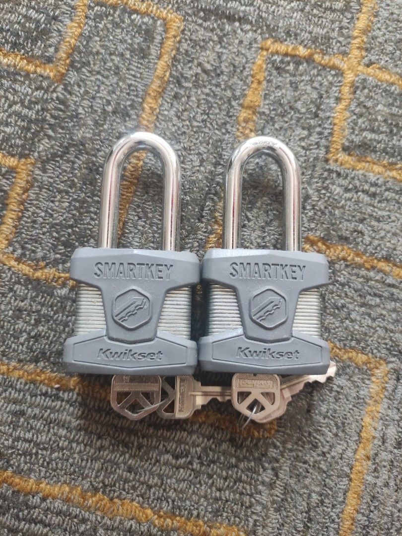 Kwikset Smartkey padlock, Furniture & Home Living, Security & Locks