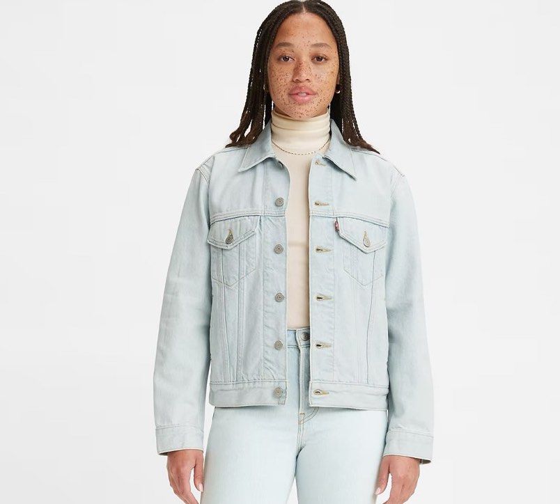 Levi s Denim Ex boyfriend Trucker Jacket Women s Fashion Coats