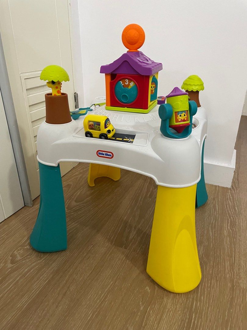 Little Tikes Activity Table with music and soundsc, Babies & Kids