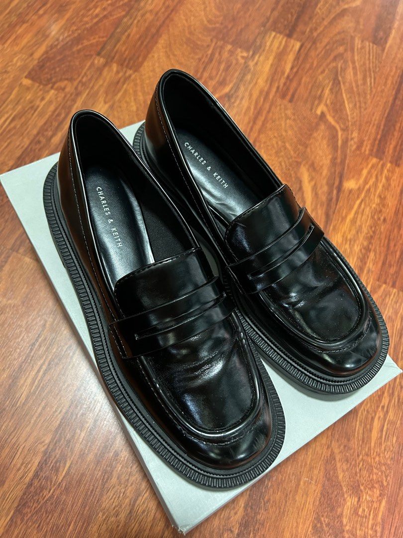 Cut loafers cheap