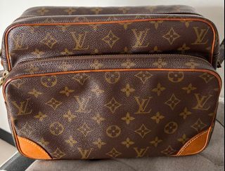 Louis Vuitton Dopp Kit Toilet Pouch Cobalt Blue in Monogram Coated  Canvas/Taiga Cowhide Leather with Silver-tone - US