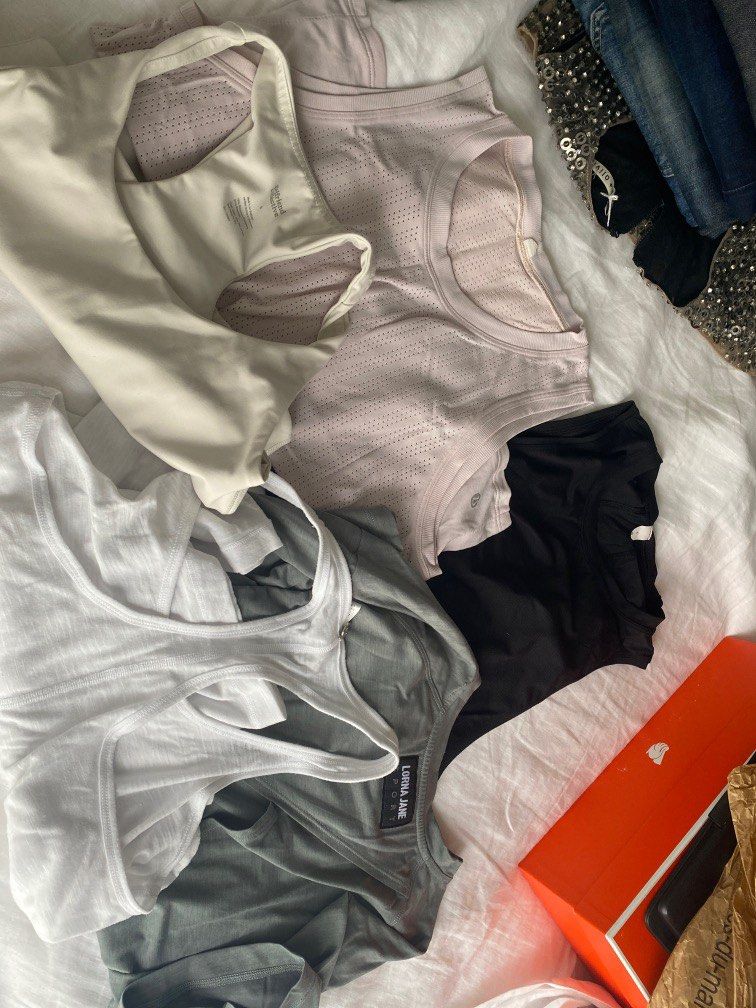 Lululemon / Lorna Jane set, Women's Fashion, Activewear on Carousell