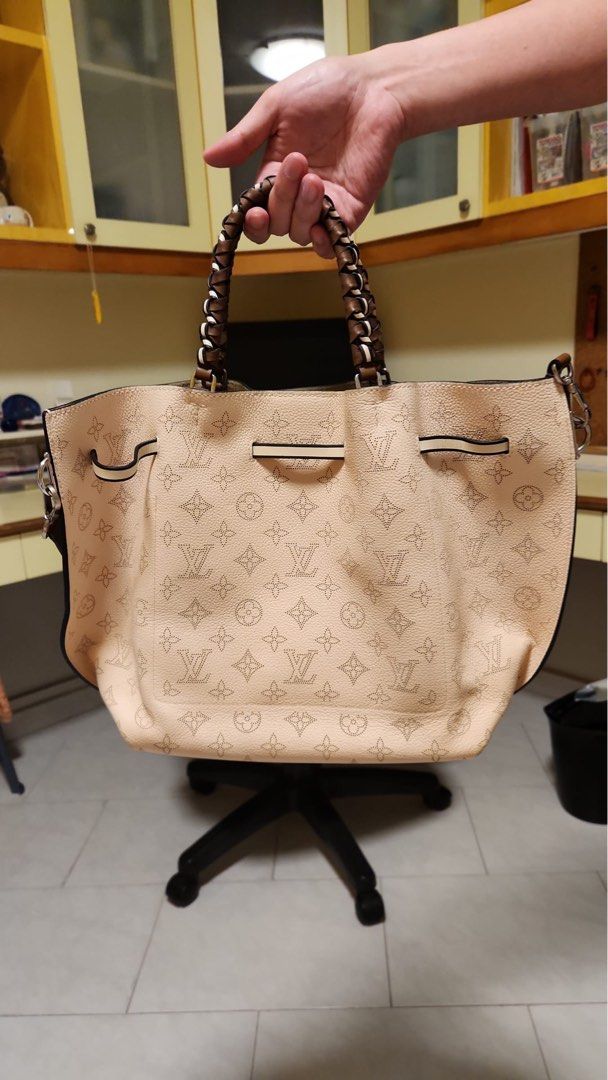 Louis Vuitton Mahina Muria Creme