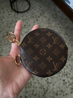 LV Car Key + Coin Pouch ( Rare Item ) ( Discontinued Item ), Luxury,  Accessories on Carousell