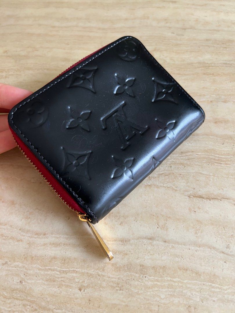 What Goes Around Comes Around Louis Vuitton Red Vernis Zippy Coin Purse