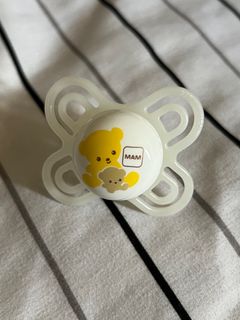 Mam pacifier yellow bear sales