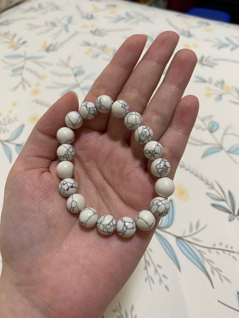 Matte howlite outlet