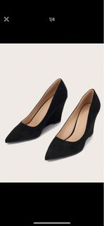 Minimalist Point Toe Court Wedges Faux Suede Wedge Black