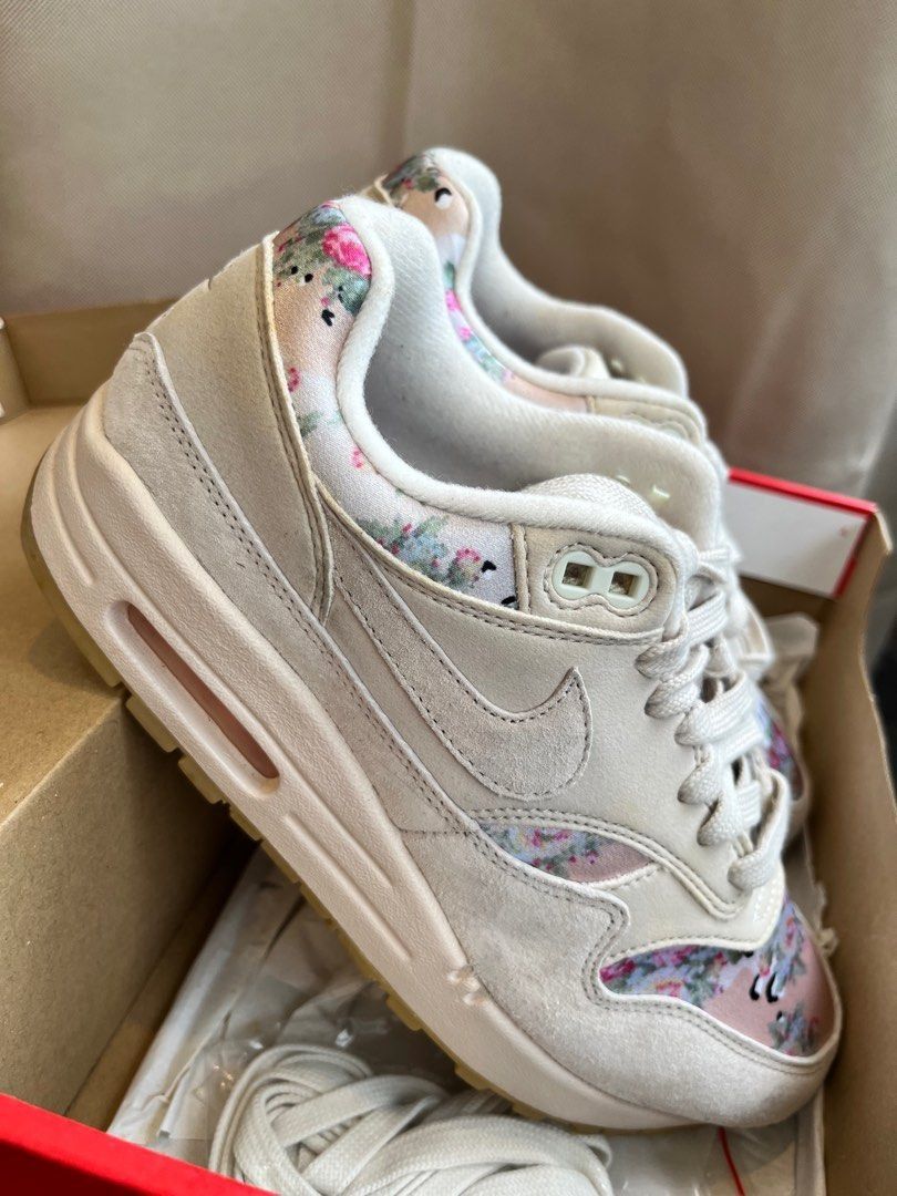 Nike air max clearance 1 floral camo