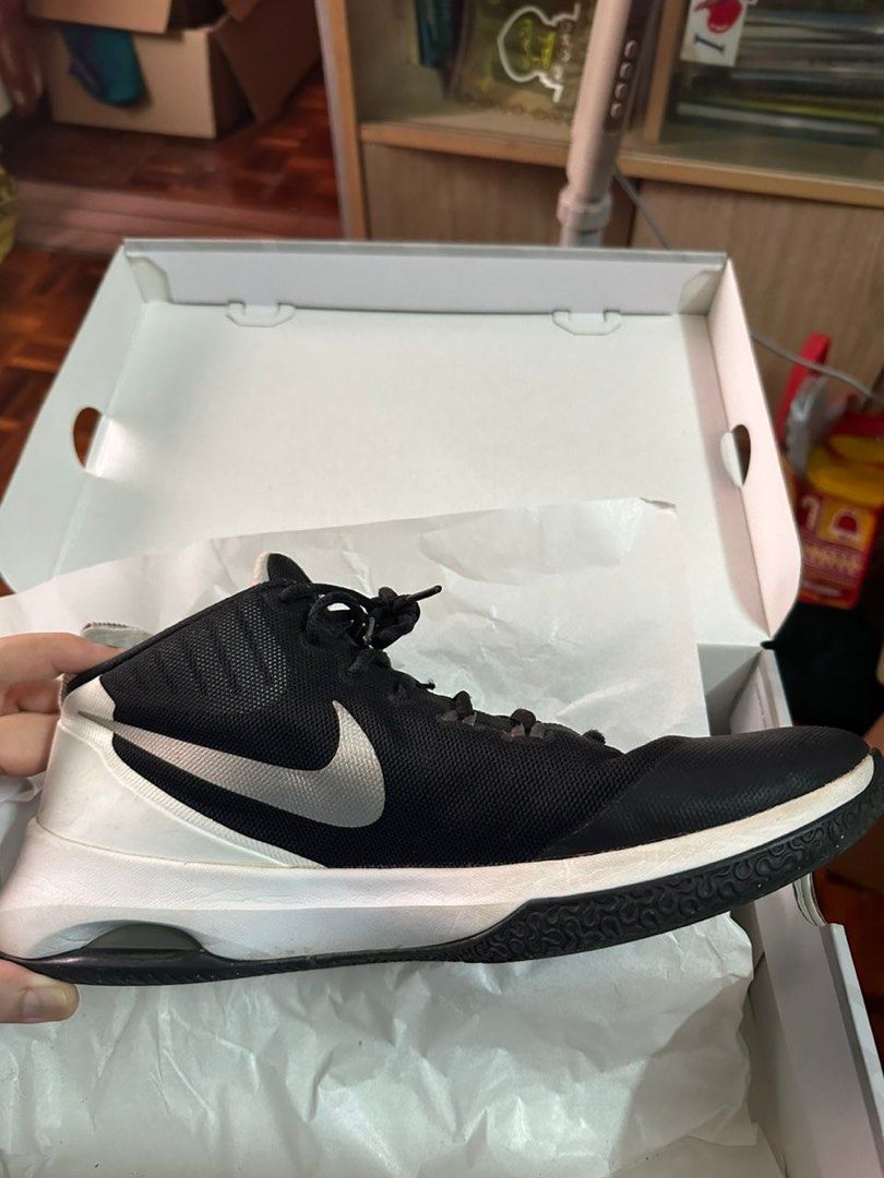 Nike versatile basketball shoes sale