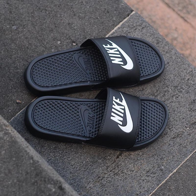 Nike sliders store