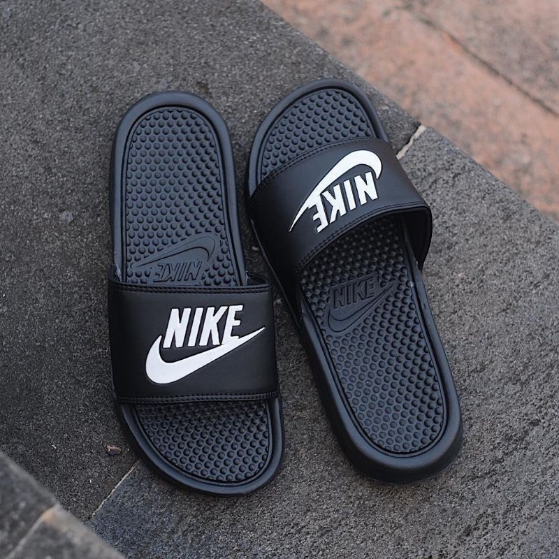 Nike Benassi Sliders Sandals Swoosh Black SECOND PAIR 50 OFF