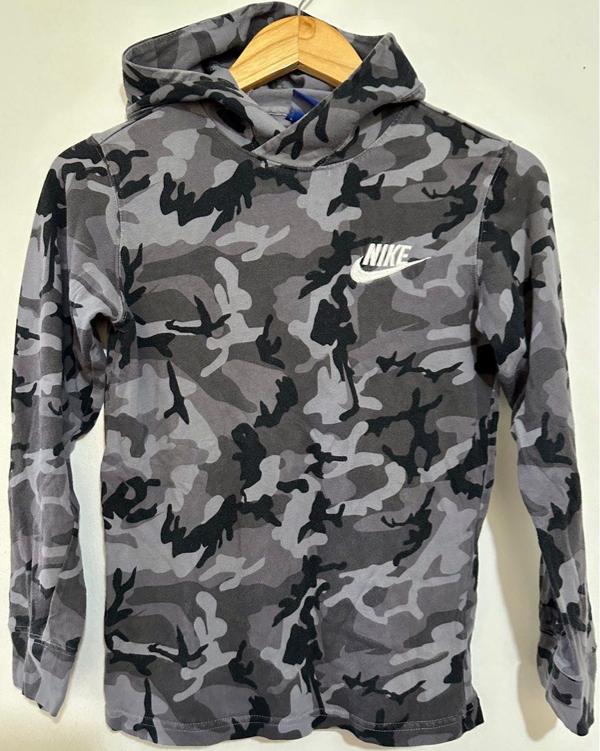 Nike grey camo hoodie hot sale