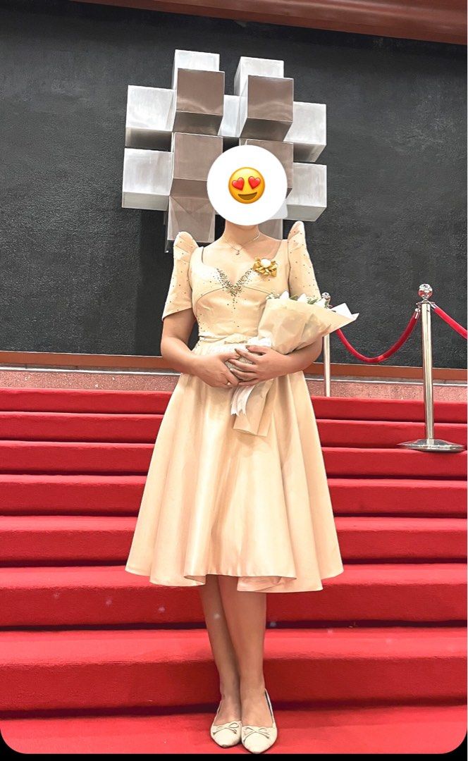 Semi formal attire for oath taking top