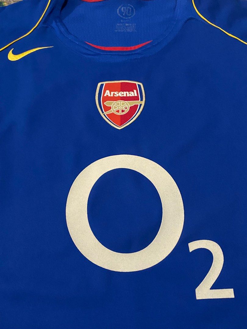 Arsenal blue o2 hotsell kit