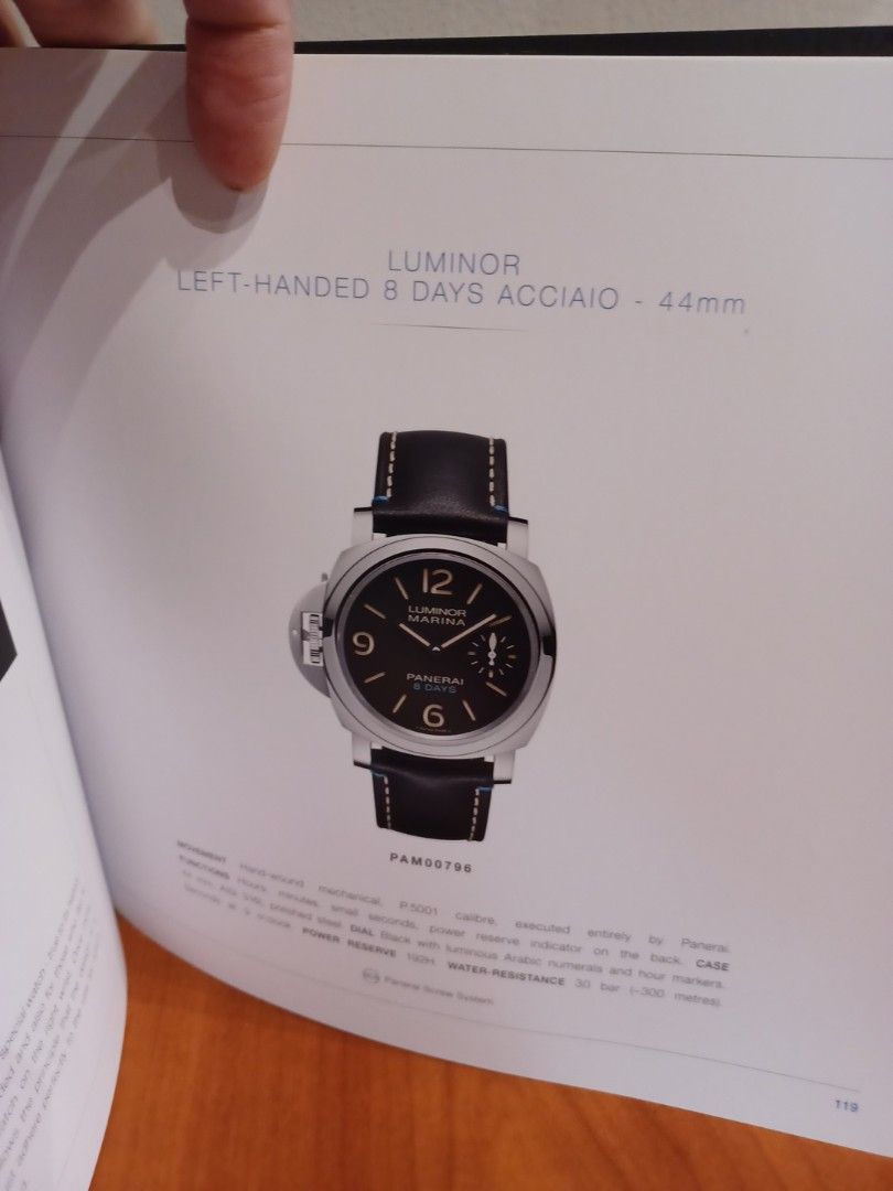 PANERAI Catalog 20182019 ( 191 pages ), Hobbies & Toys, Books