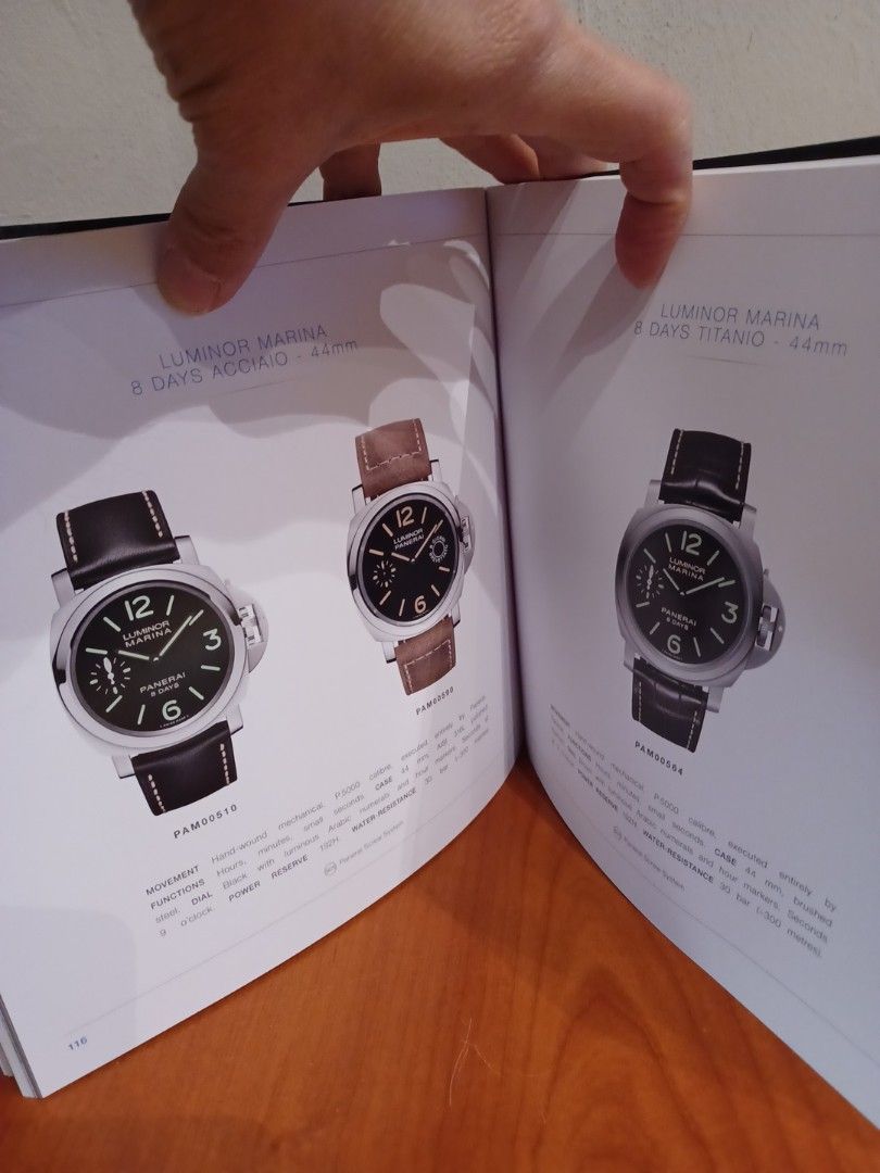 PANERAI Catalog 20182019 ( 191 pages ), Hobbies & Toys, Books