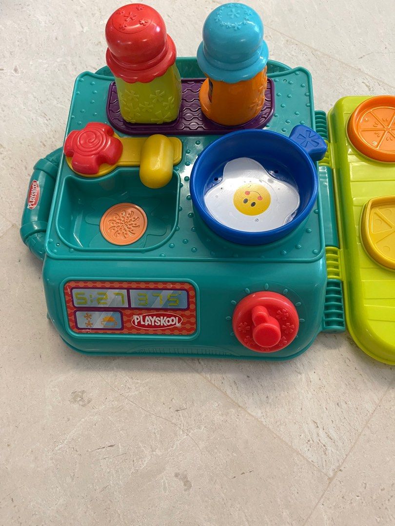 Playskool pretend store n go kitchen