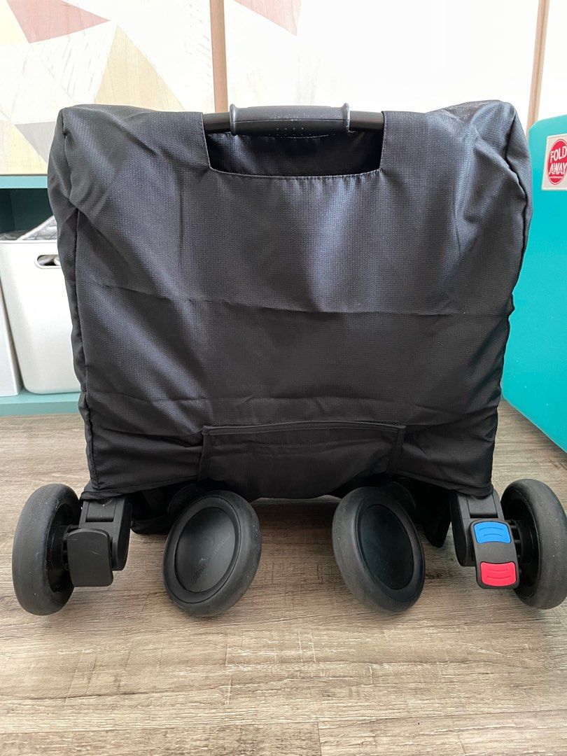 Mountain buggy nano second hand 2025