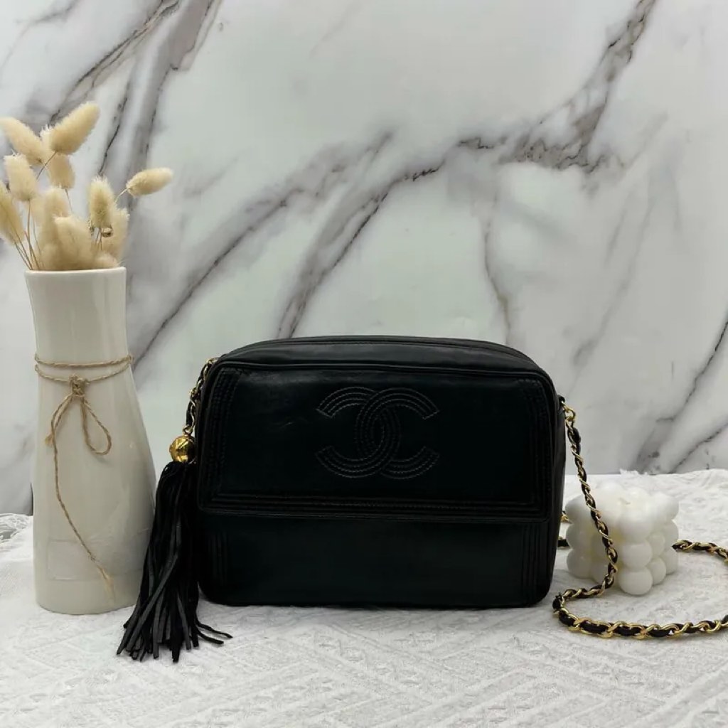 Pre-order] CHANEL Vintage Camera Bag with Tassel (Black / Gold), Luxury,  Bags & Wallets on Carousell
