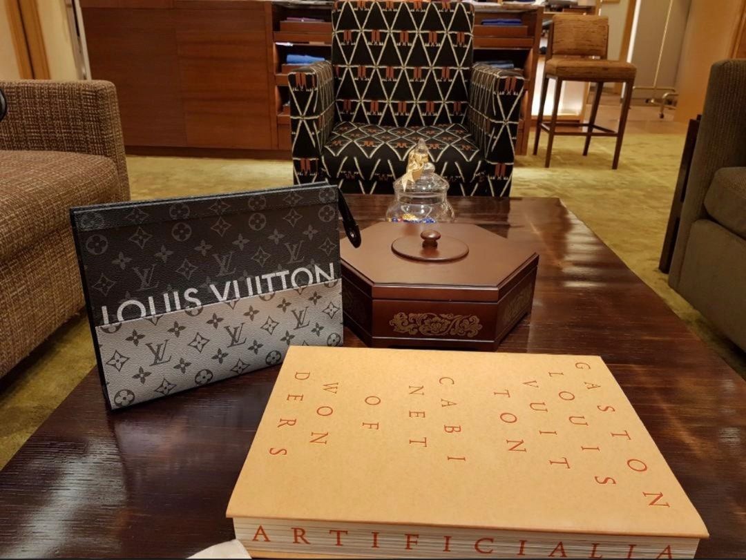 Louis Vuitton Monogram Eclipse Split Pochette Voyage mm