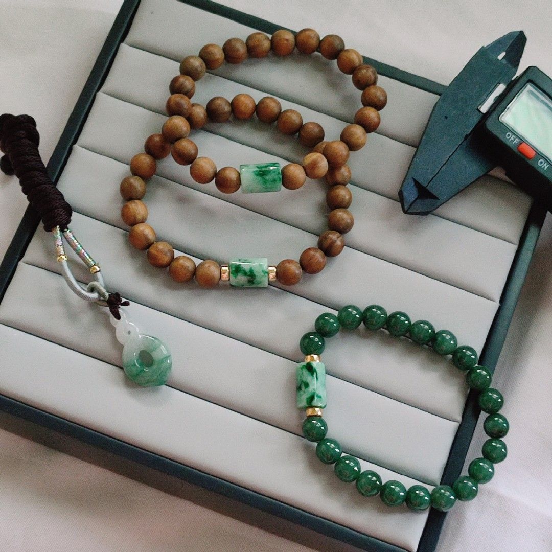 Recharge yourself with Genuine Jade ♥️ on Carousell