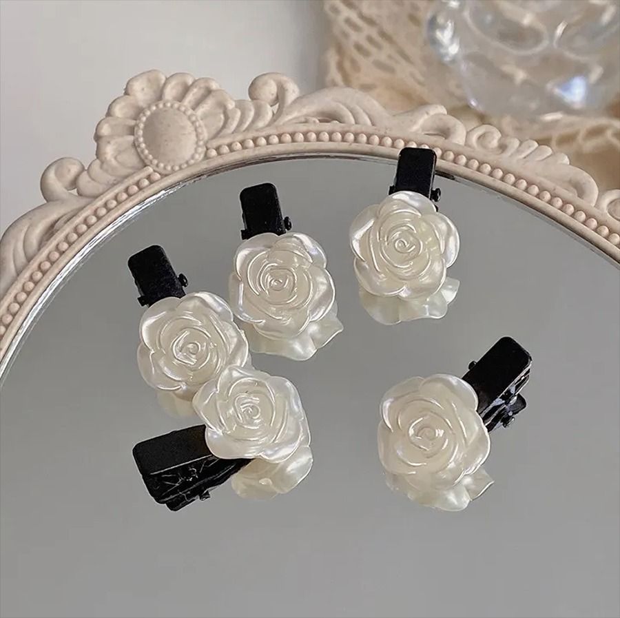 White rose top hair pins