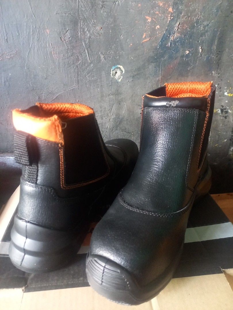SAFETY SHOES KINGS, Fesyen Pria, Sepatu , Sepatu Boot di Carousell