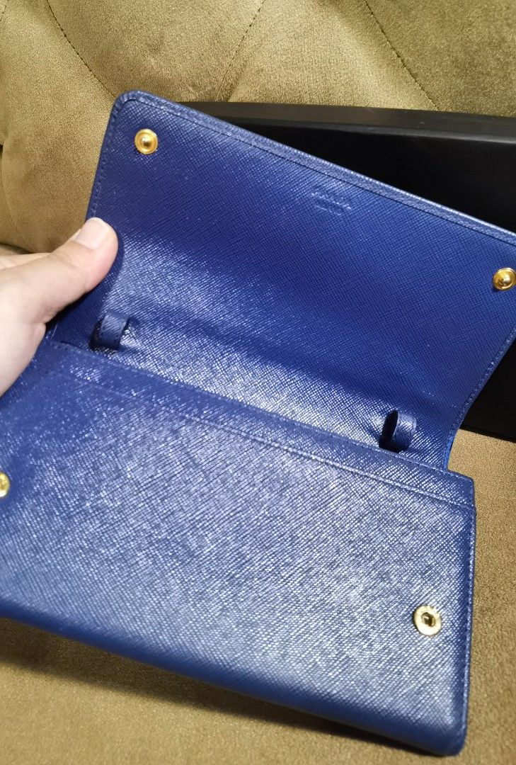 Prada wallet online on chain sale
