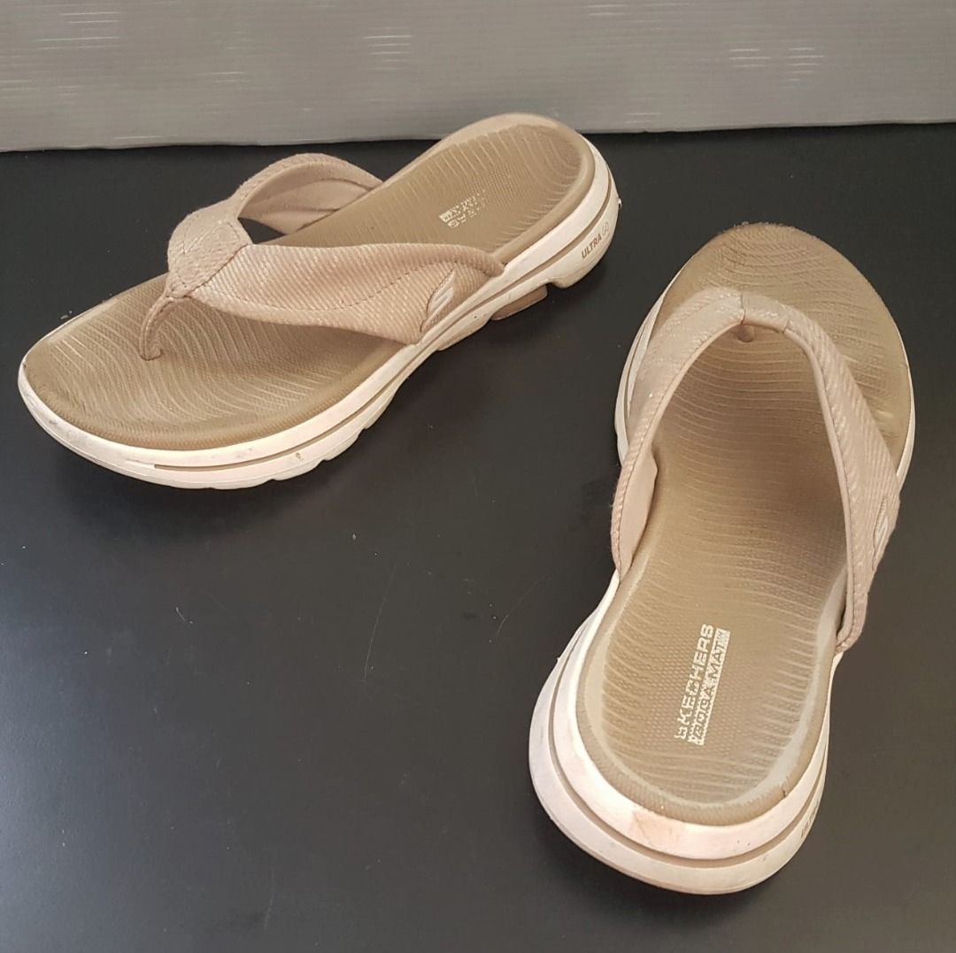 Skechers go flex 2024 flip flops uk