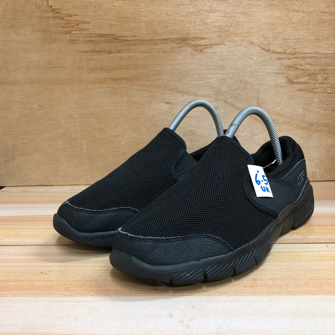 Skechers slip on mens 6.5 2025