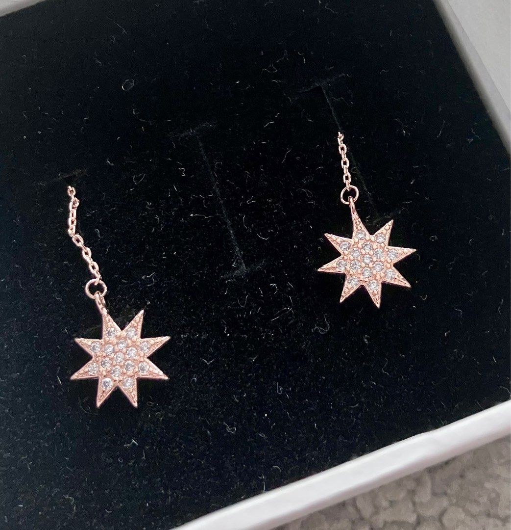 Stars choker and earrings set Women s Fashion Jewelry