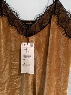 STRADIVARIUS TOP VELVET SILK