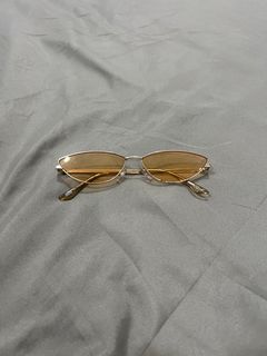 Sunnies yellow shades