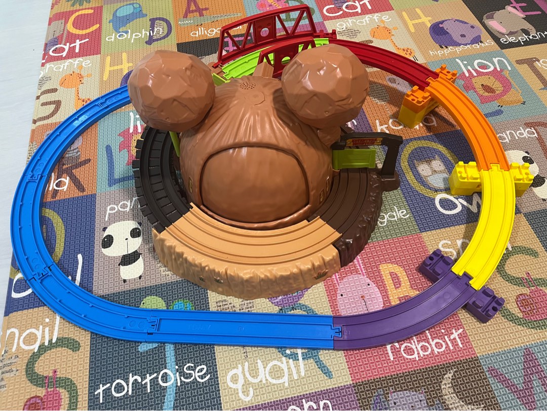 tomy disney train